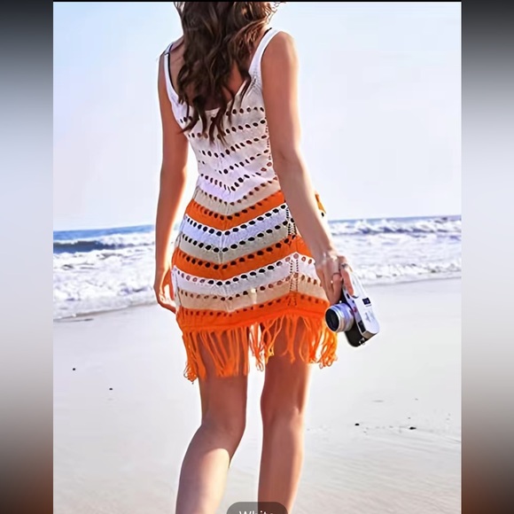 NWT V Neck Chevron pattern, open knit Crochet Dress/Cover up with fringe hem - Picture 2 of 6